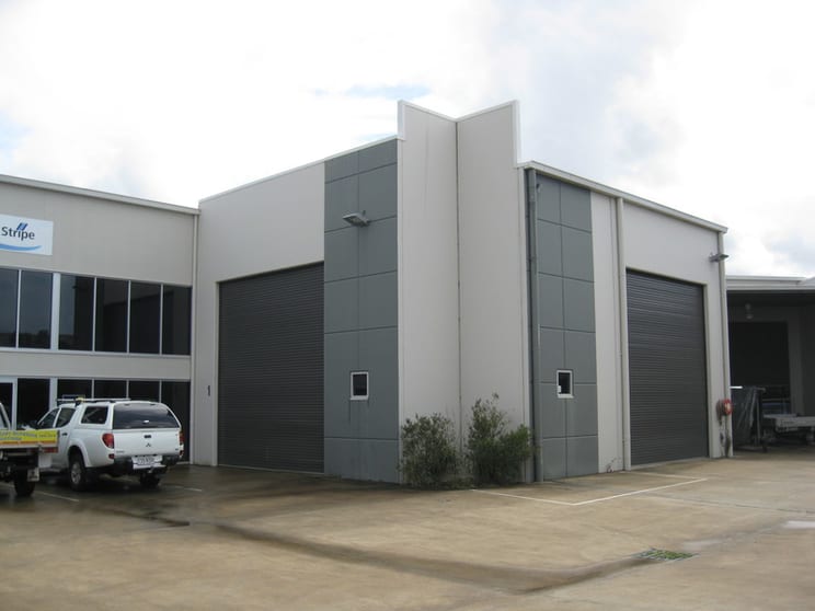 Click to view all images 1/4 Lysaght Street Coolum Beach QLD 4573 - Image 3