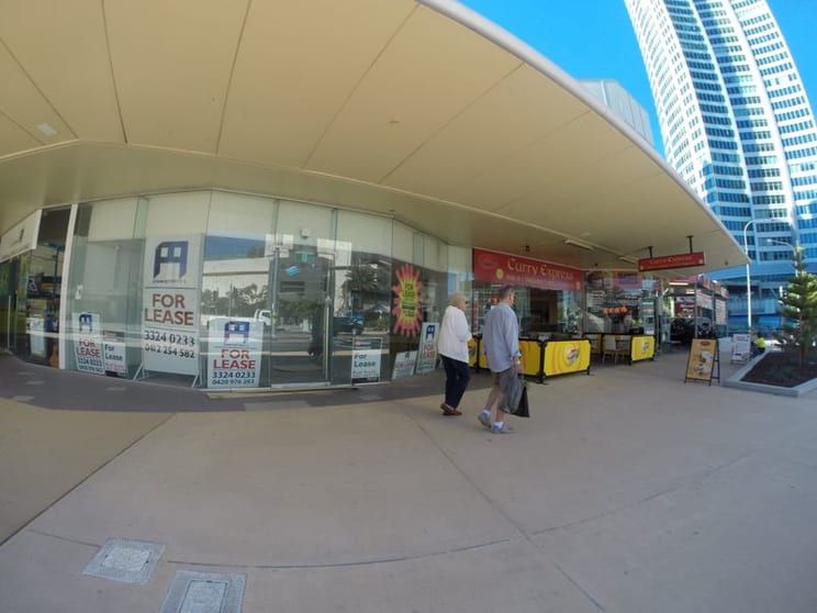 Click to view all images K/3033 Surfers Paradise Bvd Surfers Paradise QLD 4217 - Image 1