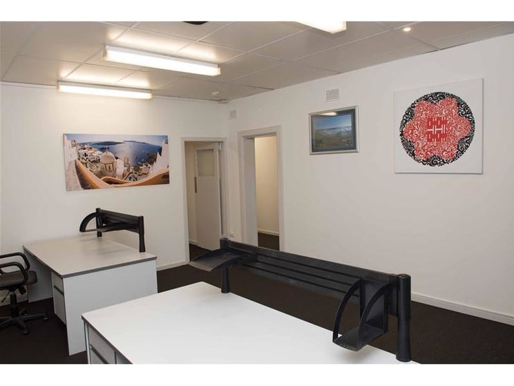 Click to view all images 3 Wheaton Road Melrose Park SA 5039 - Image 3