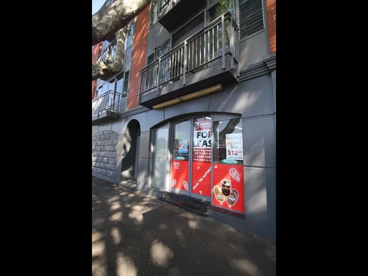 Click to view all images 57 Cowper Wharf Road Woolloomooloo NSW 2011 - Image 3
