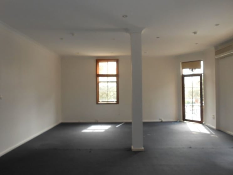 Click to view all images 1/135 Crown Street Darlinghurst NSW 2010 - Image 3