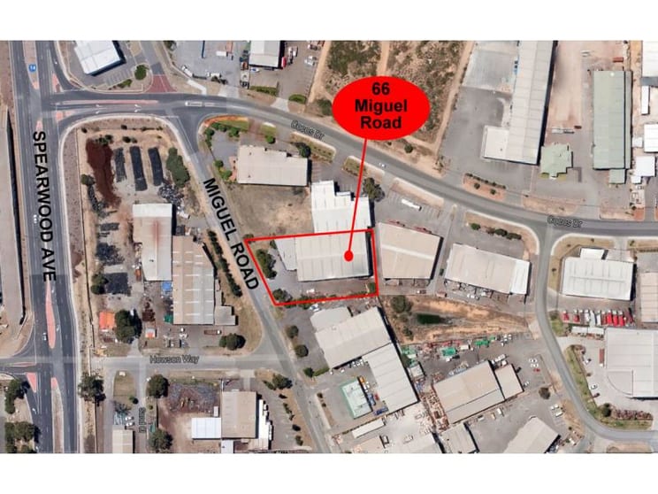Click to view all images 66 Miguel Road Bibra Lake WA 6163 - Image 3