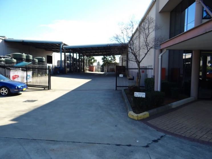 Click to view all images Wetherill Park NSW 2164 - Image 2