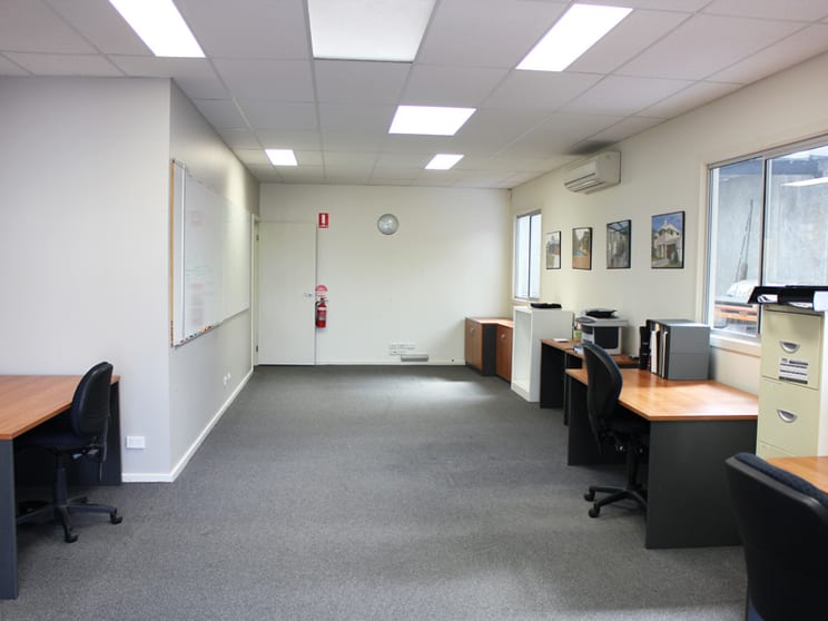 Click to view all images First Floo/9 Mirra Court Bundoora VIC 3083 - Image 2