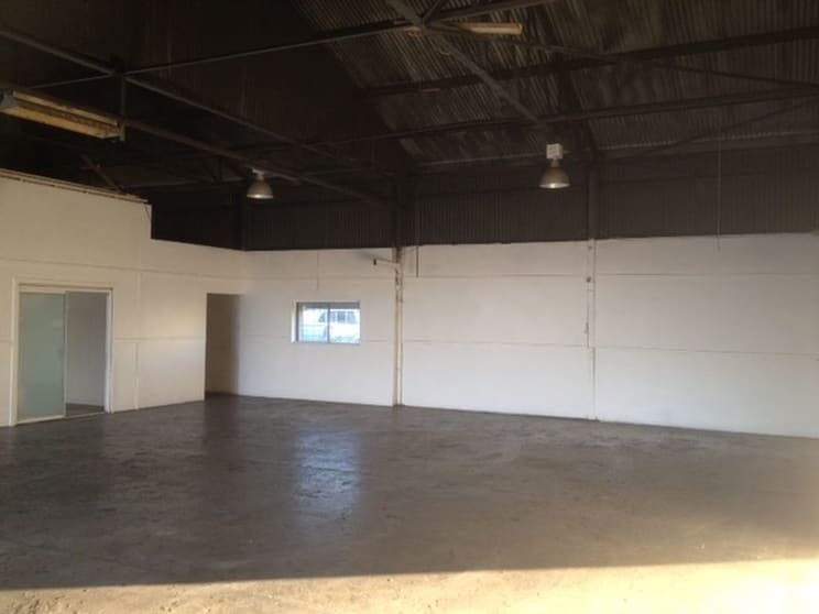 Click to view all images Option 3/198 Pacific Highway Tuggerah NSW 2259 - Image 2