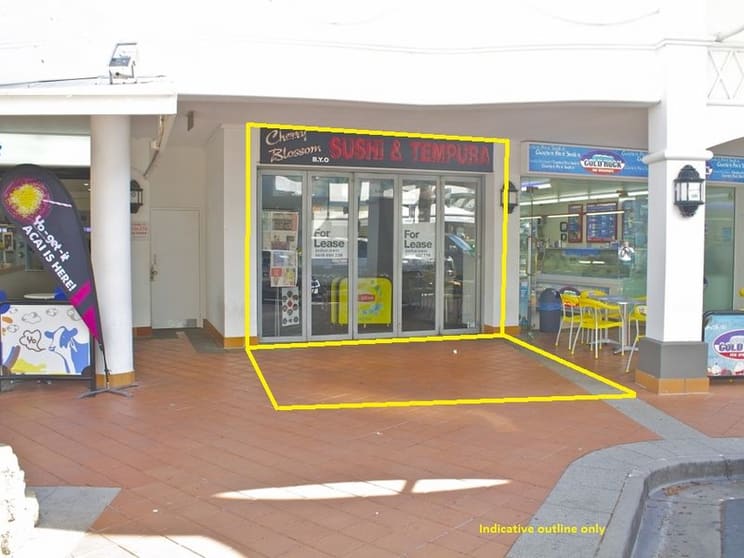 Click to view all images 7 24-26 Queensland Avenue Broadbeach QLD 4218 - Image 2