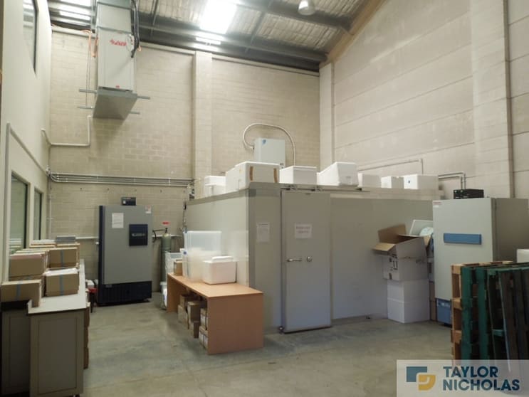 Click to view all images 1/1B Kleins Road Northmead NSW 2152 - Image 2