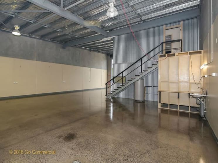 Click to view all images Shed 3/7 Hollingsworth Street Portsmith QLD 4870 - Image 2