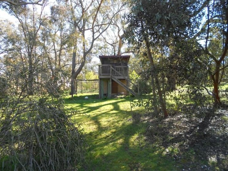 Click to view all images 94 Dreamers Hill Rd Linton VIC 3360 - Image 3