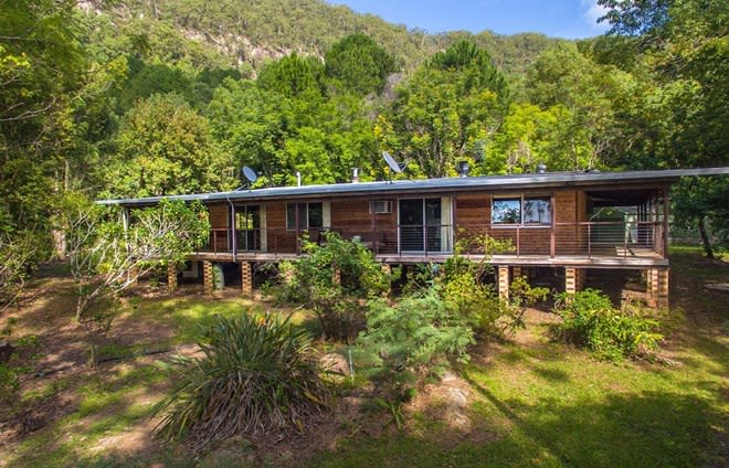 Click to view all images Mullumbimby Creek NSW 2482 - Image 1
