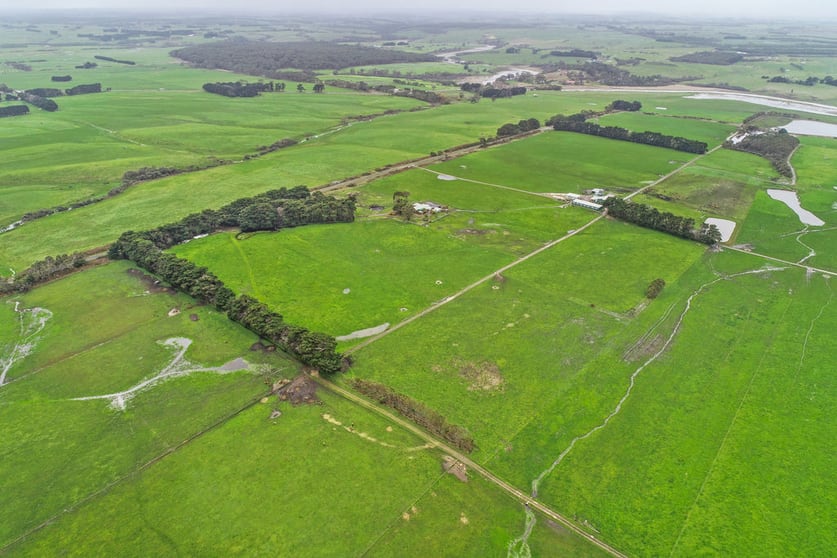 Click to view all images 188 Callaghans Road Nirranda South VIC 3268 - Image 1
