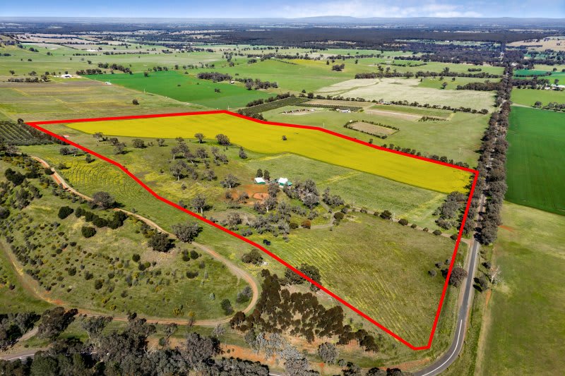 Click to view all images 390 Cornella-Toolleen Road Toolleen VIC 3551 - Image 2
