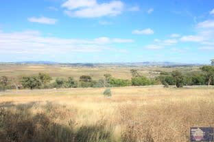 Click to view all images 26 Shearsby Crescent Yass NSW 2582 - Image 1