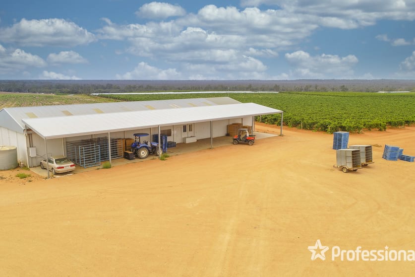 Click to view all images 139 Paringi Road, Paringi Via Monak NSW 2738 - Image 3