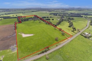 Click to view all images 329 Mill Road Hamilton VIC 3300 - Image 1