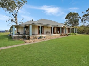 Click to view all images 271 Pulpit Rock Road Bullio NSW 2575 - Image 2
