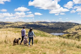 Click to view all images 354 Fifeshire Road Yass NSW 2582 - Image 2