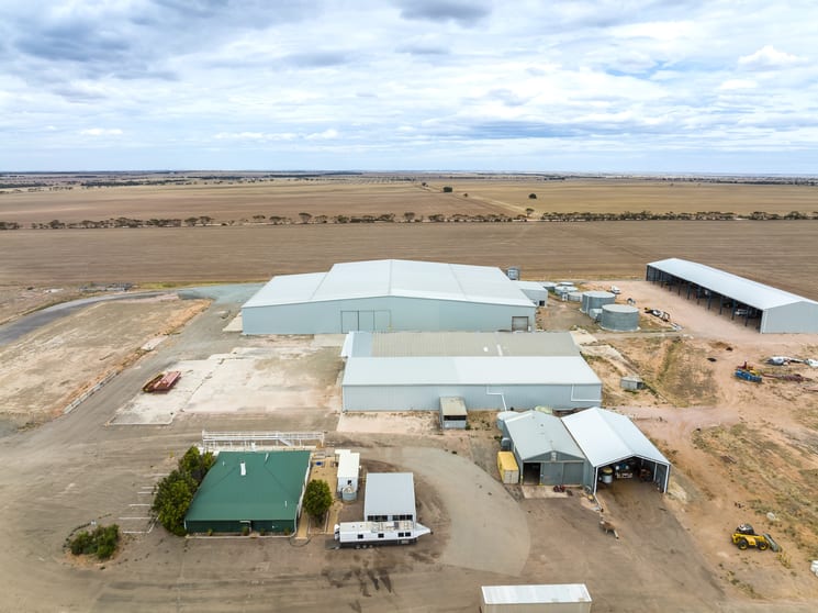 Click to view all images J PRICE ROAD Thomas Plain SA 5554 - Image 2