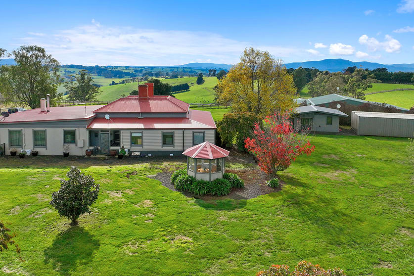 Click to view all images 865 Neerim East Road Neerim East VIC 3831 - Image 2