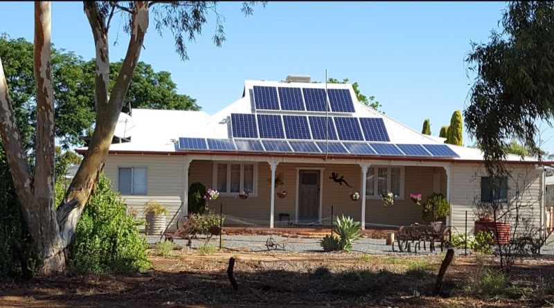 Click to view all images 34808 Great Eastern Highway Southern Cross WA 6426 - Image 2