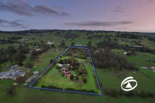 Click to view all images 172 Boundary Road Narre Warren East VIC 3804 - Image 2