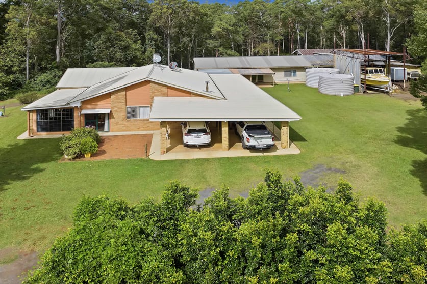 Click to view all images 427 Cooloolabin Rd Cooloolabin QLD 4560 - Image 1