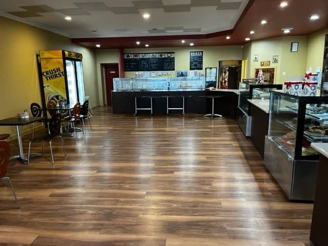Click to view all images Food, Beverage & Hospitality business for sale in Moe - Image 2