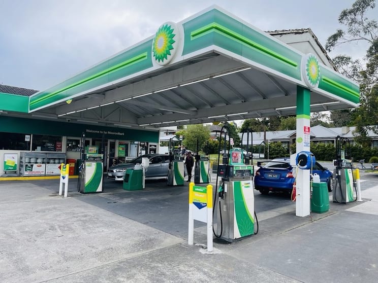Click to view all images Service Station business for sale in Yarra Ranges Shire - Greater Area VIC - Image 1