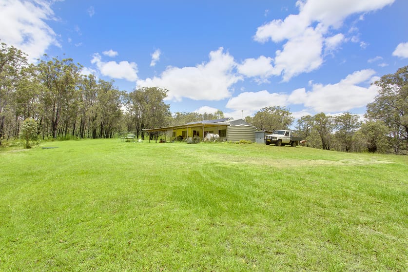 Click to view all images 230 Stony Creek Lane Temagog NSW 2440 - Image 2