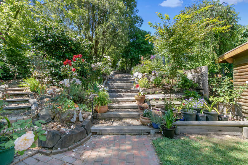 Click to view all images 61 Rendell Road Neerim East VIC 3831 - Image 2