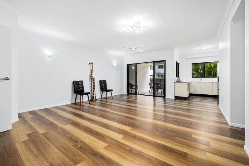 Click to view all images Accommodation & Tourism business for sale in Cairns - Image 3