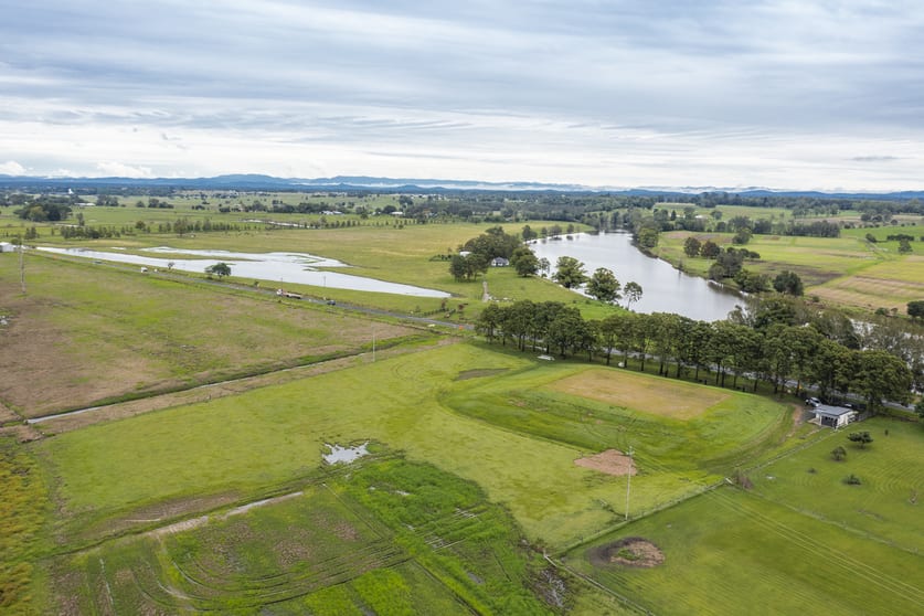 Click to view all images 668 Lawrence Road Southgate NSW 2460 - Image 2