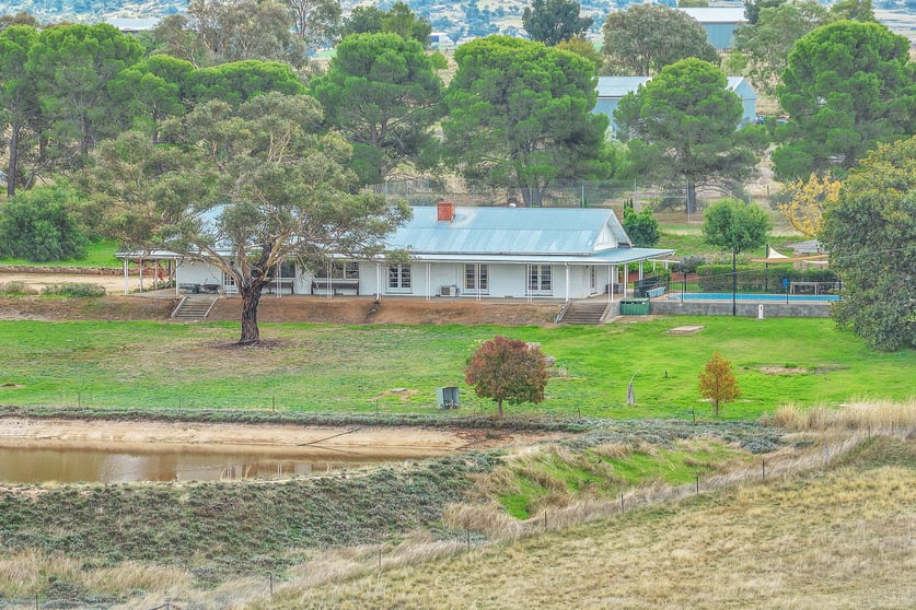 Click to view all images 480 Coonooer-Gowar Road Gowar East VIC 3477 - Image 2