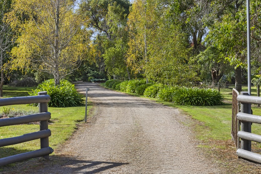 Click to view all images 133 Coolart Road Bittern VIC 3918 - Image 3