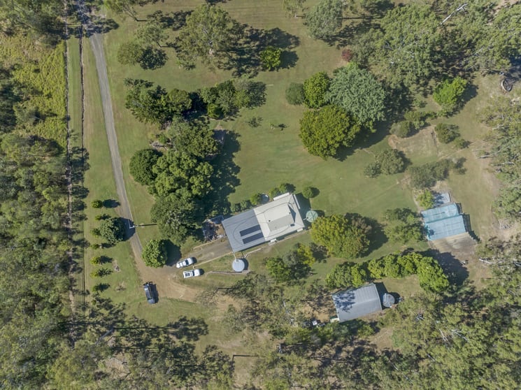 Click to view all images 1462 Tableland Road Horse Camp QLD 4671 - Image 3