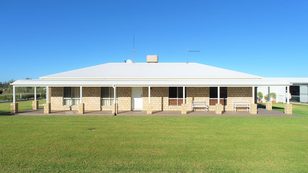Click to view all images 210 Bungeworgorai Lane Roma QLD 4455 - Image 3
