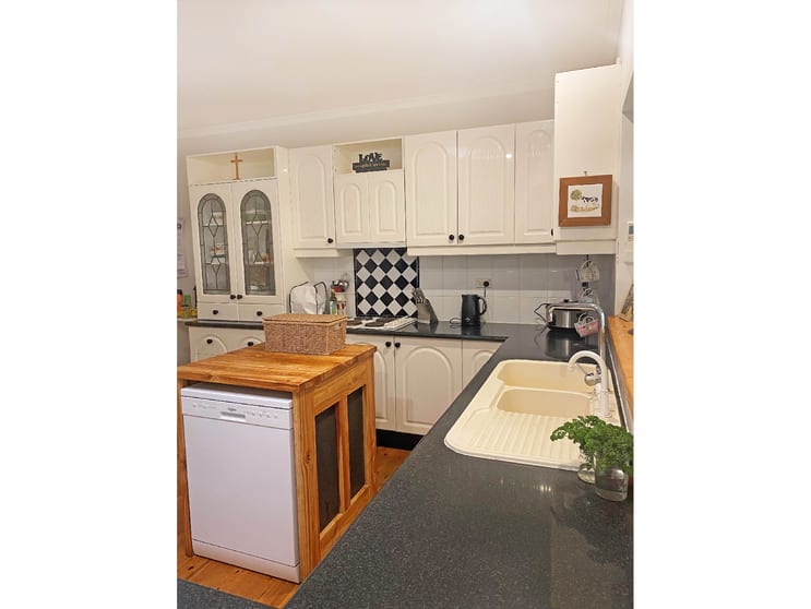 Click to view all images 465 Bourbah Rd "Buena Vista" Road Collie NSW 2827 - Image 2