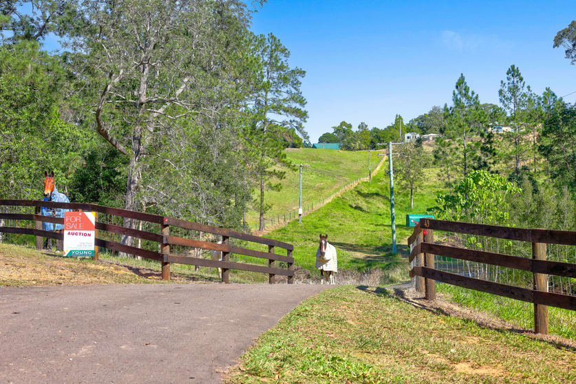 Click to view all images 49-73 Christensens Road Hunchy QLD 4555 - Image 3