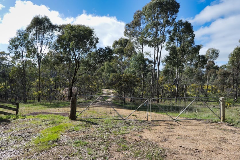 Click to view all images Lot 14 Saw Pit Flat Road Ararat VIC 3377 - Image 3