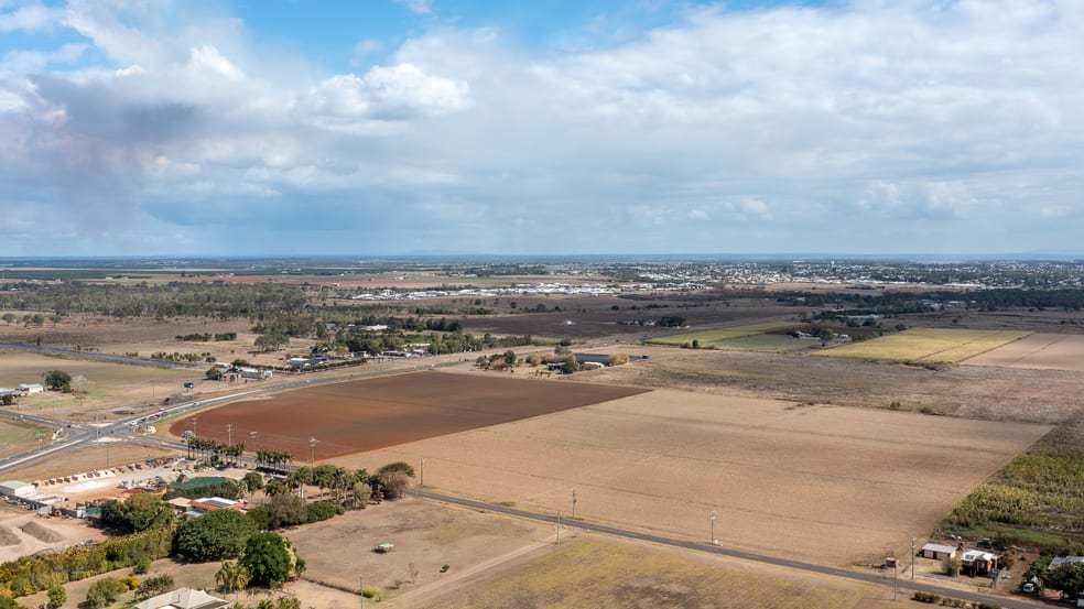 Click to view all images 110-144 Ashfield Road Kalkie QLD 4670 - Image 2