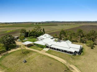 Click to view all images 2 Hubner Road Glen Cairn QLD 4342 - Image 1