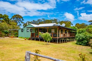 Click to view all images 36 Middle Road Bow Bridge WA 6333 - Image 1