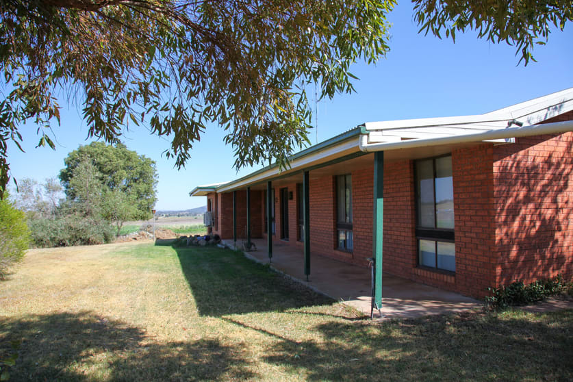 Click to view all images 229 Combo Road Maryvale NSW 2820 - Image 3