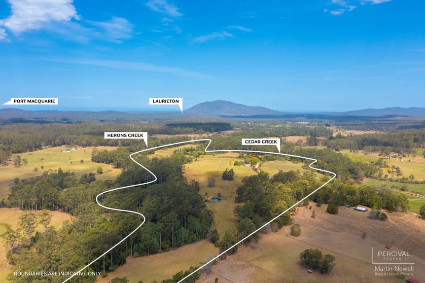 Click to view all images 142 Old School Road Herons Creek NSW 2439 - Image 1