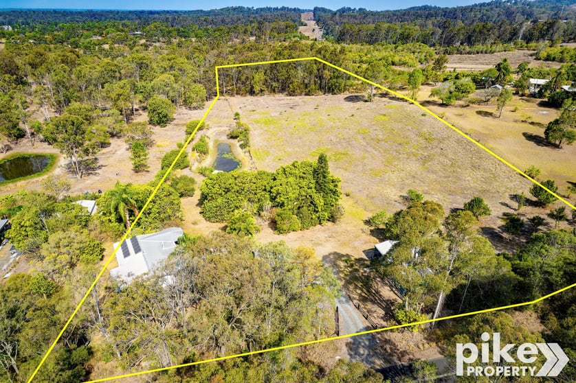 Click to view all images 127 Moorina Road Moorina QLD 4506 - Image 3
