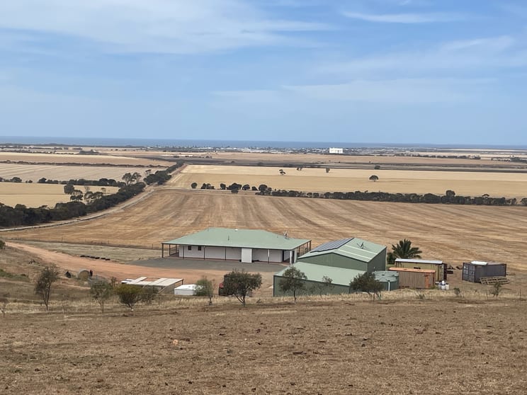 Click to view all images 435 Harvey Well Road Tumby Bay SA 5605 - Image 2