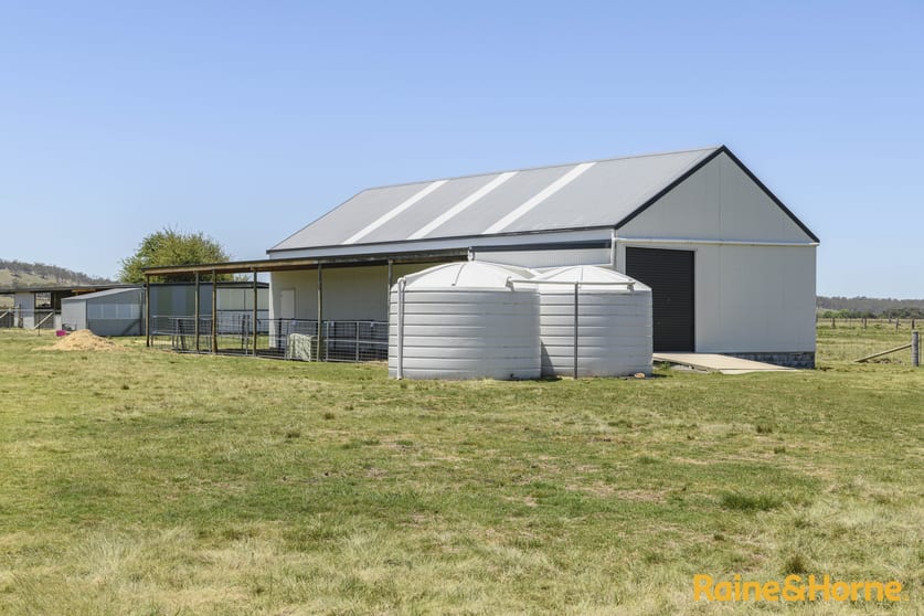 Click to view all images 408 Glen Legh Road Glen Innes NSW 2370 - Image 3