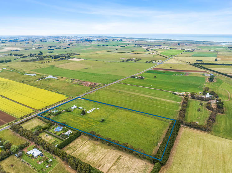 Click to view all images 247 Southern Cross Road Southern Cross VIC 3283 - Image 1