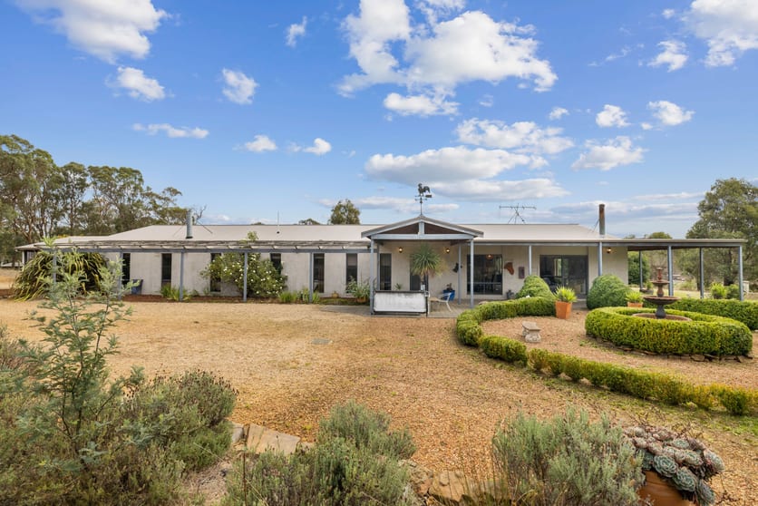 Click to view all images 244 Tomboye Road Braidwood NSW 2622 - Image 1