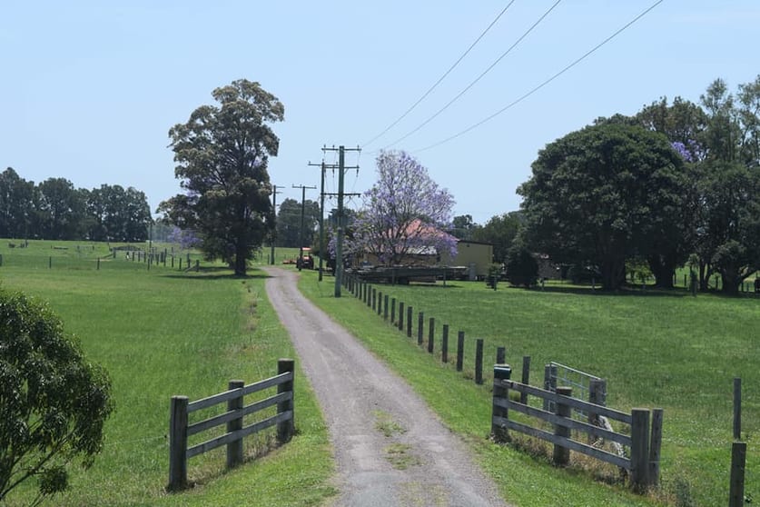 Click to view all images 50 Fosters Lane Pitnacree NSW 2323 - Image 2